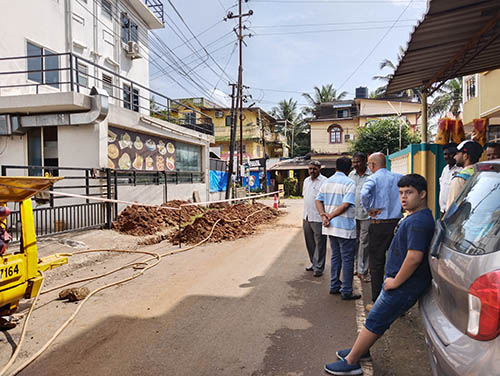 Road digging halted. Road digging halted.