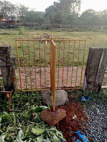 Bharatnagar park receives new gate Bharatnagar park receives new gate