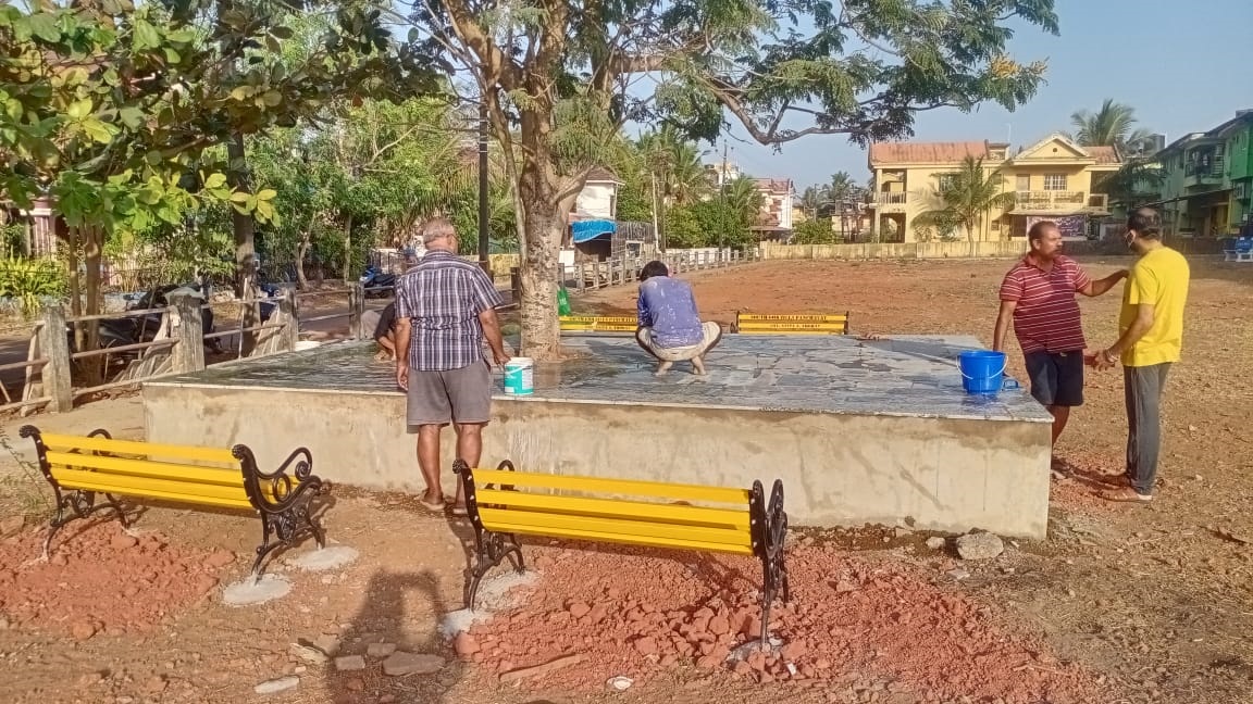 Benches installed in Bharatnagar park