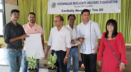 Association presents Stephen Johnson with a set of snake rescue bags.