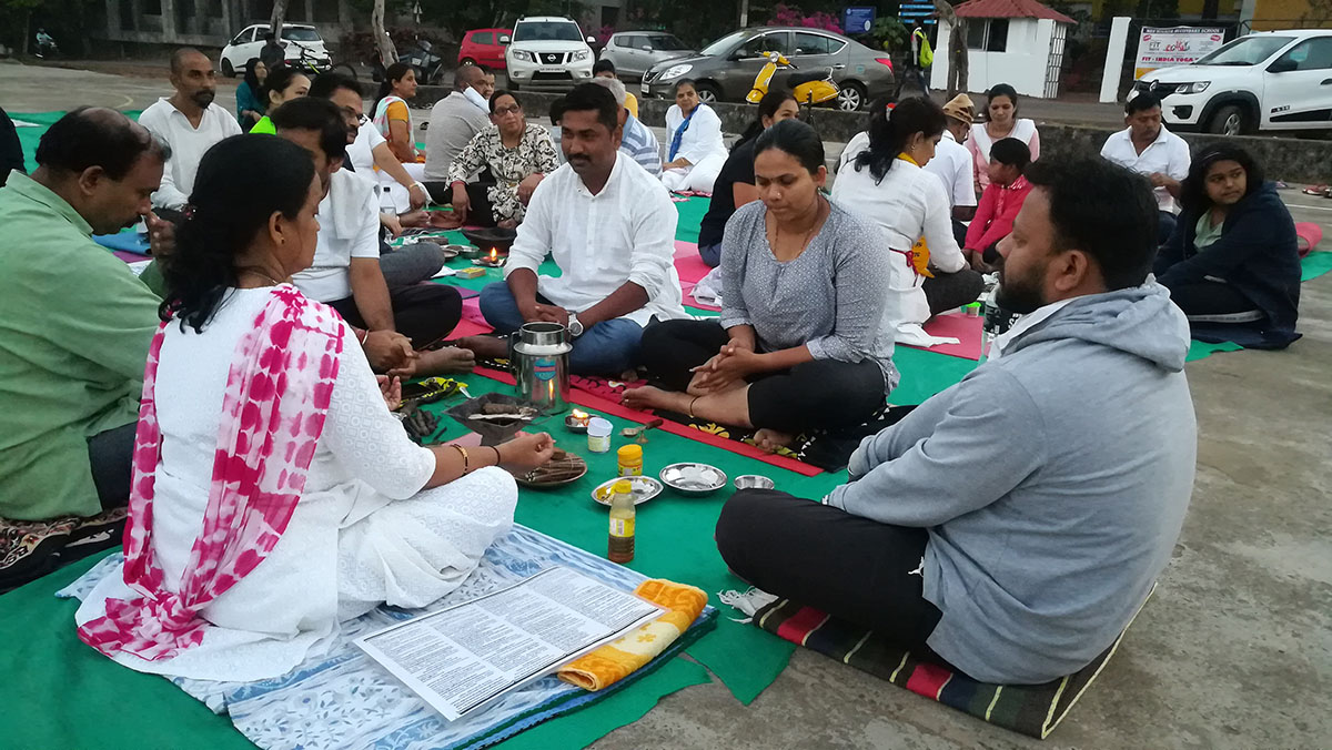 Final Day of Yoga included Yagnas.