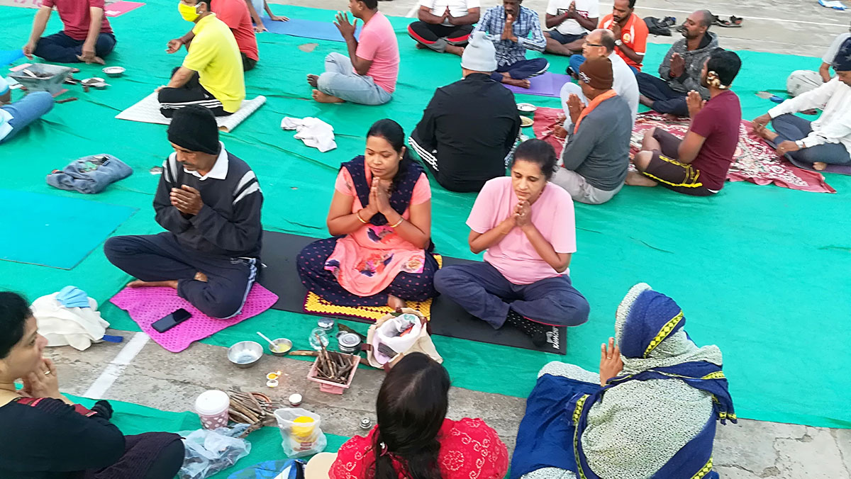 Final Day of Yoga included Yagnas.