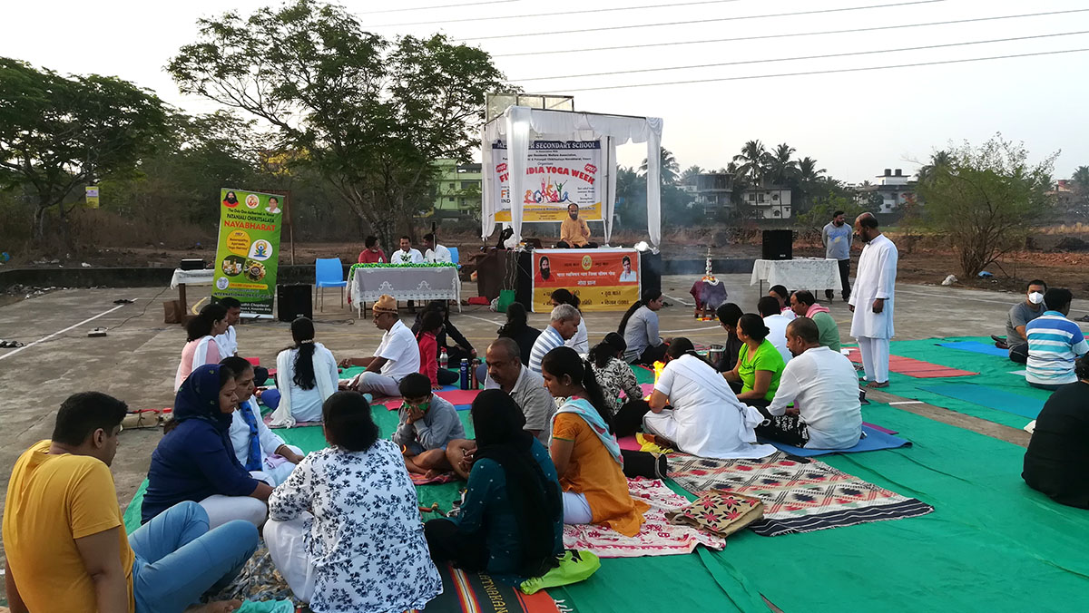 Final Day of Yoga included Yagnas.