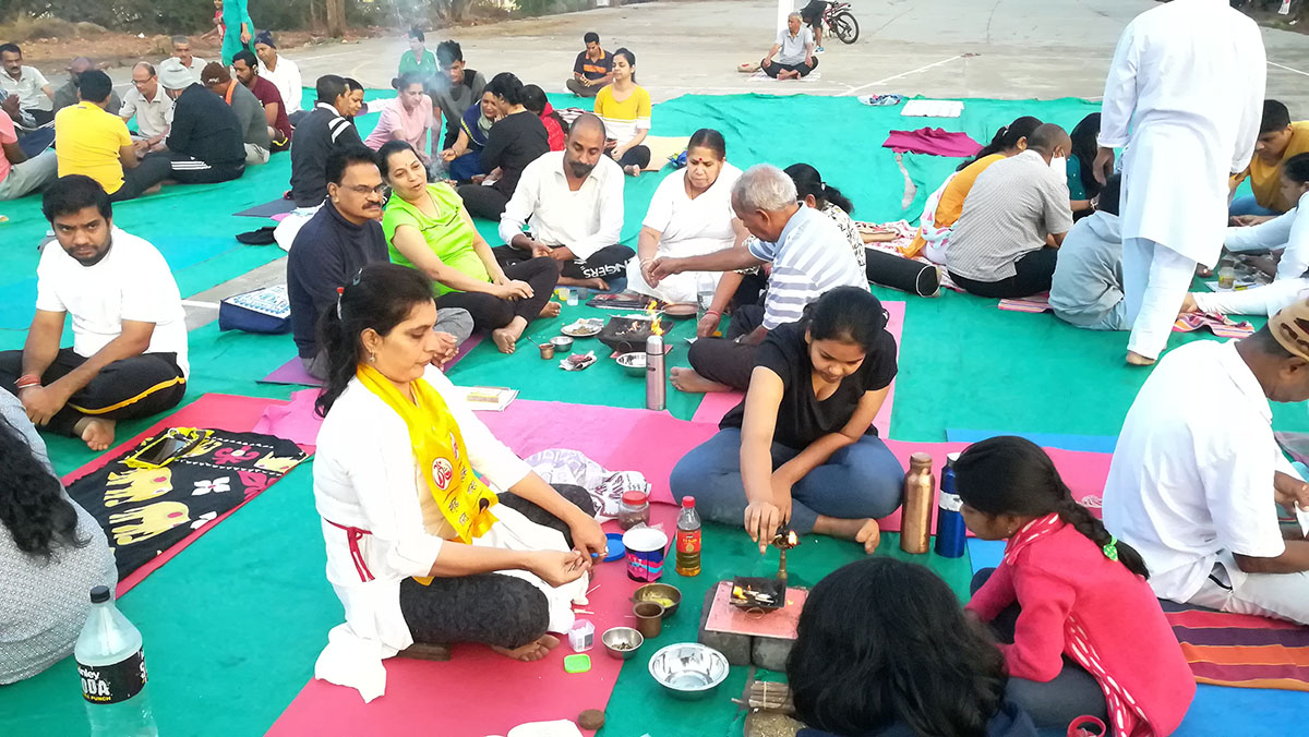 Final Day of Yoga included Yagnas.